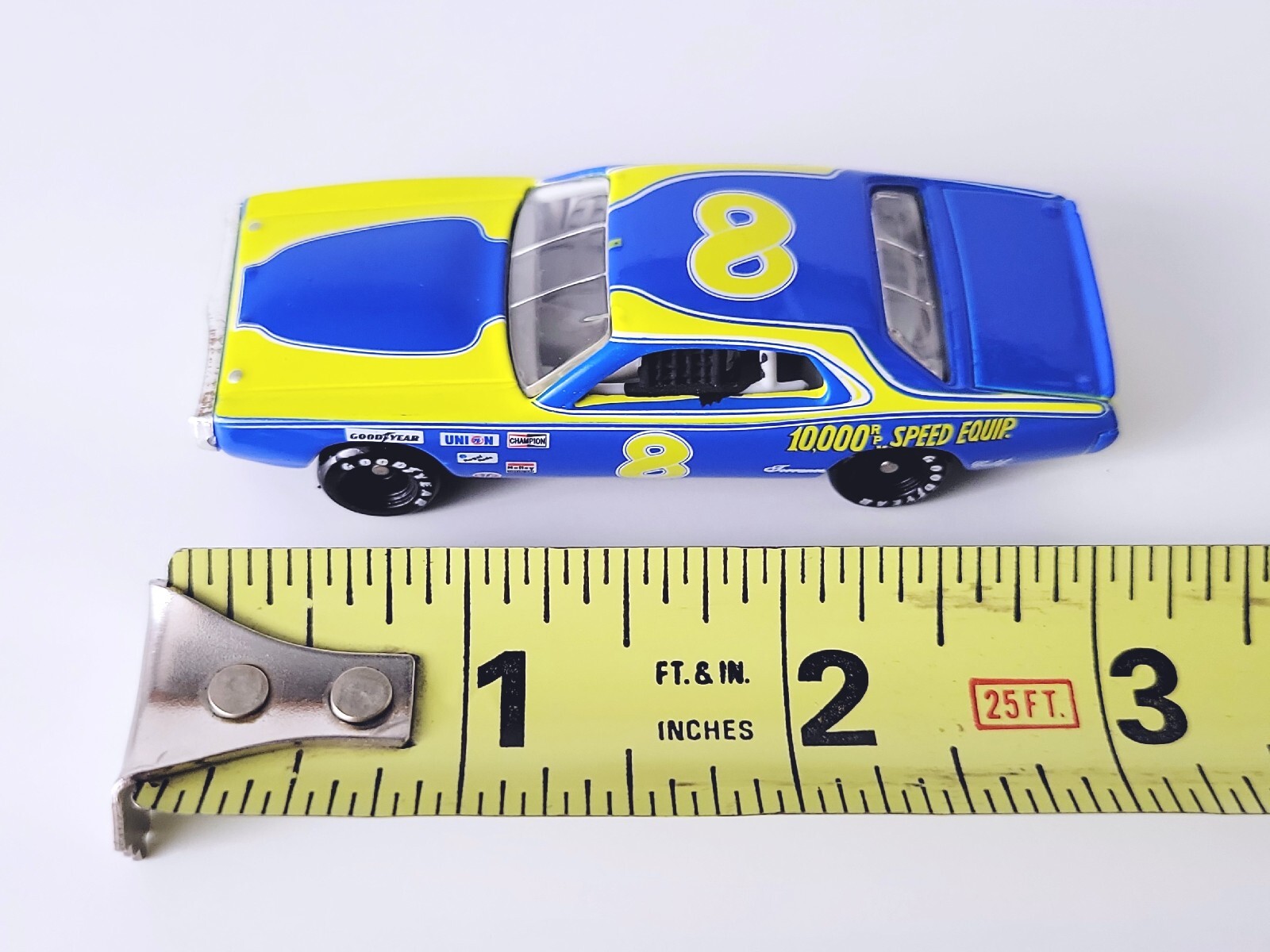 Winners Circle - Dale Earnhardt Sr - 10,000 RPM Speed Equip - 1975 Dodge 1:64 - Picture 8 of 8