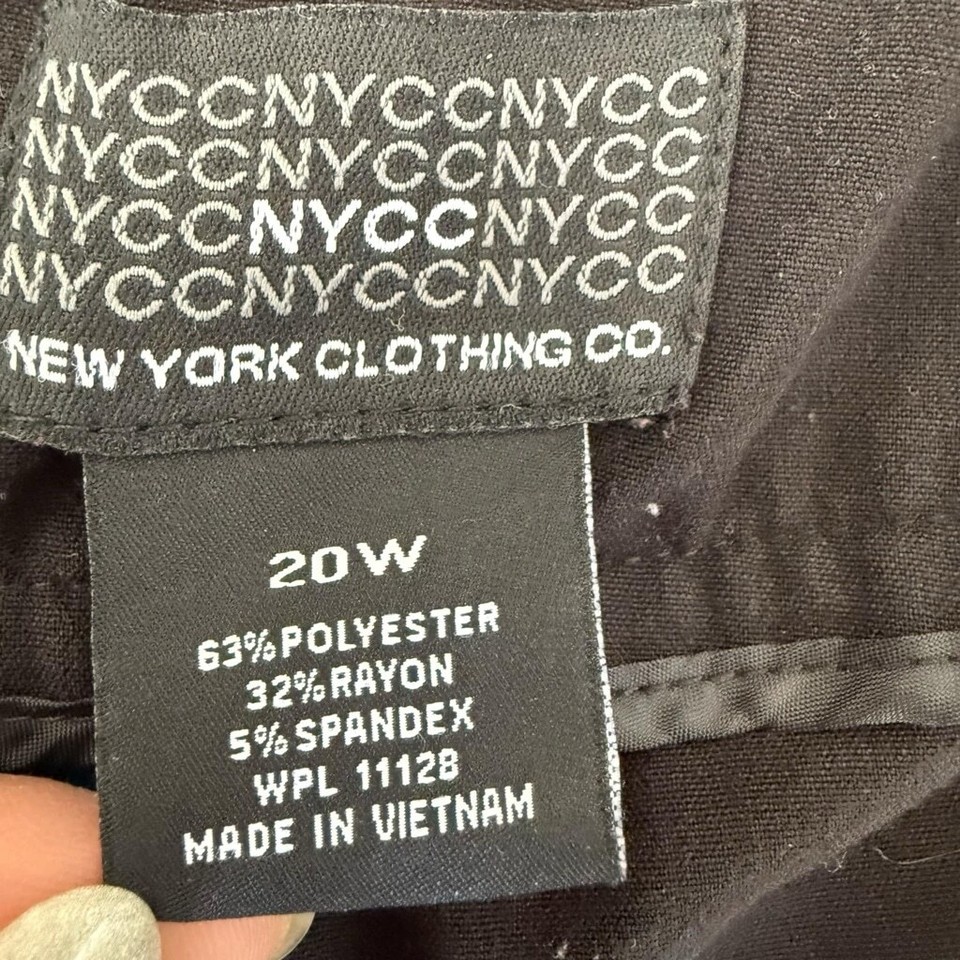 Robe Noire New York & Company – Taille 16 – Sans Manches Longueur Genou – Neuve Sans étiquettes