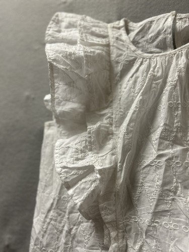 NWT White Eyelet women top size S - Picture 2 of 9