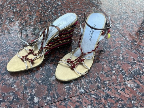 Dolce and Gabbana High heels platform right 38 1/2 left 36 1/2 - Picture 9 of 14