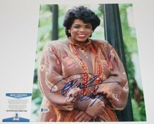OPRAH WINFREY SIGNED THROWBACK 11x14 PHOTO BECKETT COA PROOF O MAGAZINE