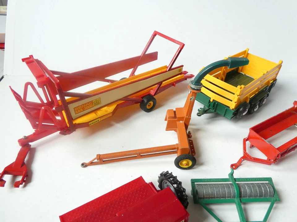 BRITAINS SIKU - LOT OUTILS DE TRACTEURS - Photo 2/4