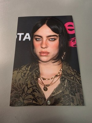 BILLIE EILISH Foto / Photo ca. 13x19cm (016)
