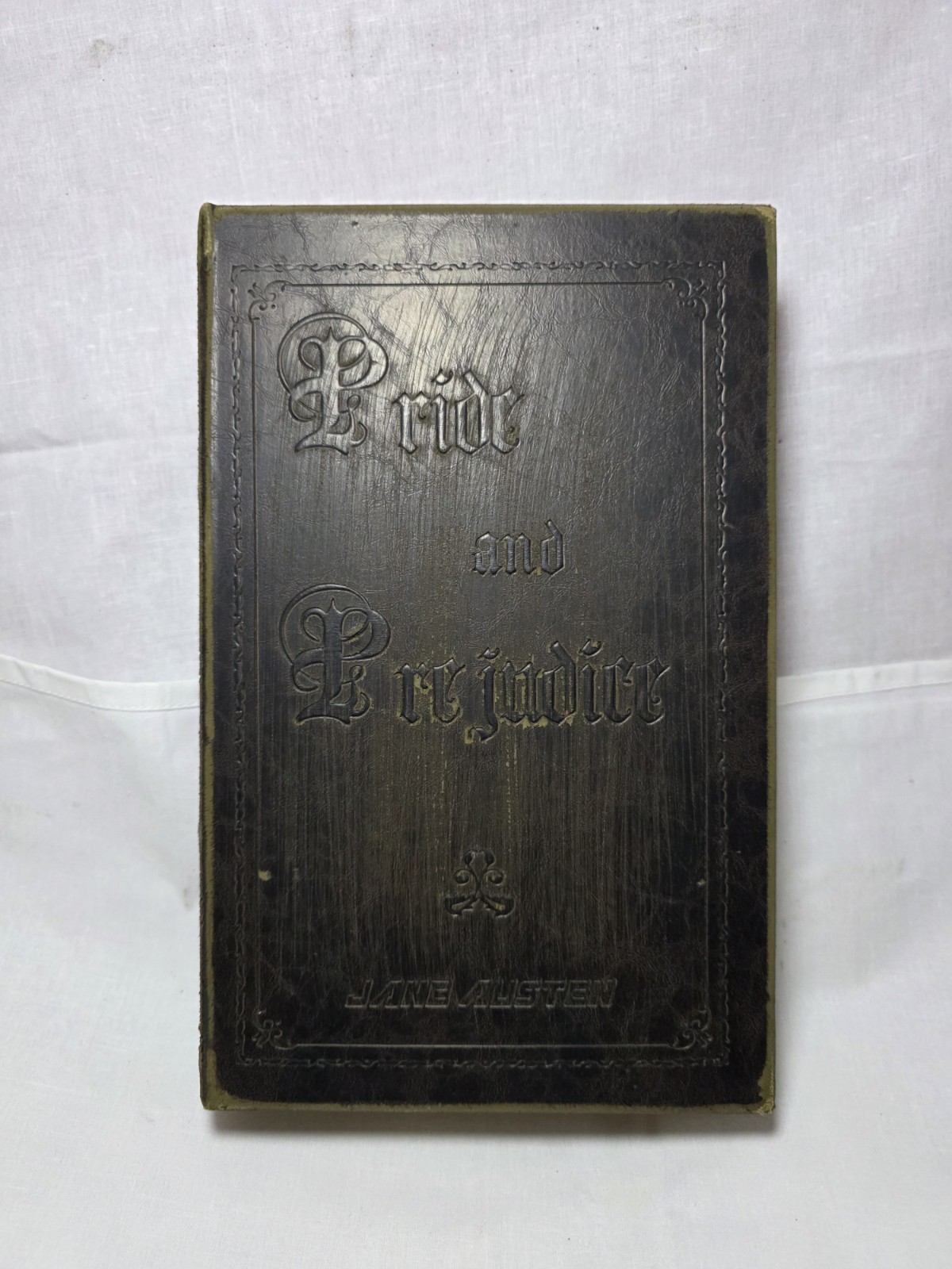 Vintage Faux Book Storage Box Hidden Compartment Home Decor