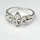 Vintage Sterling Silver 925 Diamond Shaped Etched Design Ring Sz 7 / 2.4 Grams