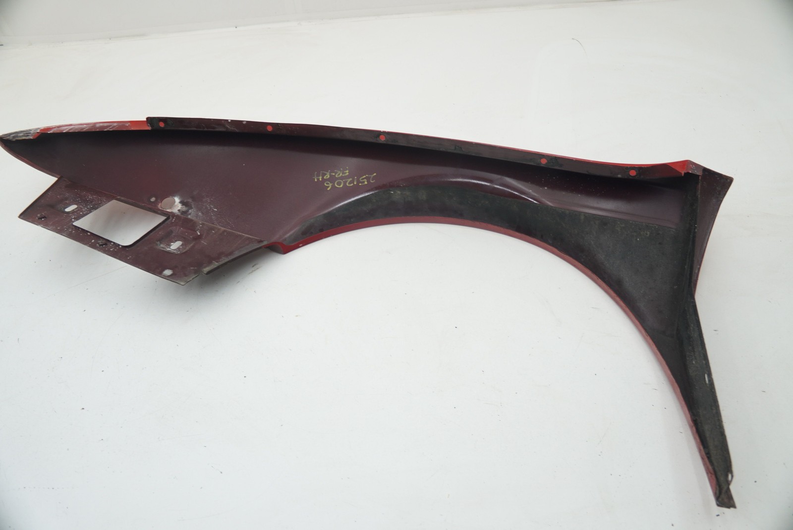 Front Right Passenger Side Fender Wing Panel Red 60511800 Ferrari Mondial 1985