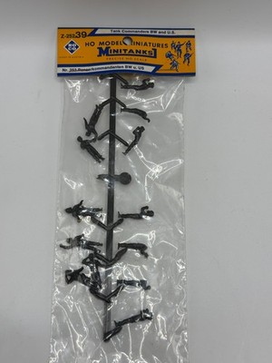 Vintage Roco Minitanks Z-252 Modern Tank Commanders BW & US 1/87 HO Figures Set