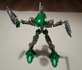 LEGO Bionicle 8589 Rahkshi Lerahk, complete w/ container (missing book) 