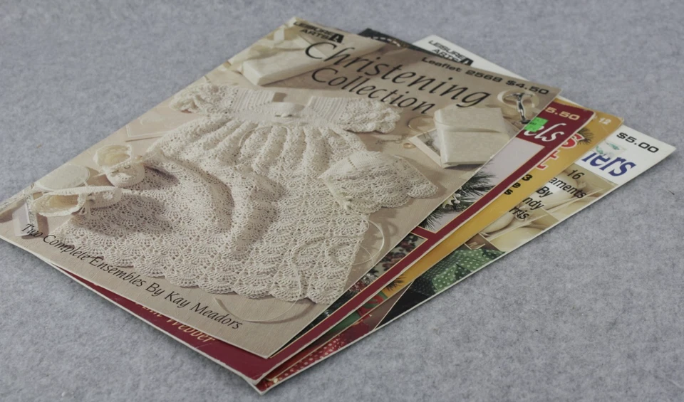 Lot of 4 Christmas Crochet Ornaments Tree Trimmers Angels Newborn Outfit Pattern - Image 2 of 4