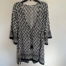 Women’s Blue Island Black & White Patterned Swimsuit Cover Up Size Large