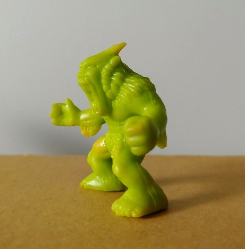 Monster In My Pocket WINDIGO # 24 Light Olive Green Series 1 MIMP 1990 - Picture 6 of 7