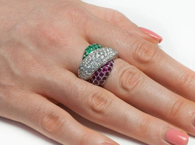 3.10 TCW Simulated Round Ruby, Sapphire & Emerald Three Layer Wide Women's Ring - Image 3 of 4