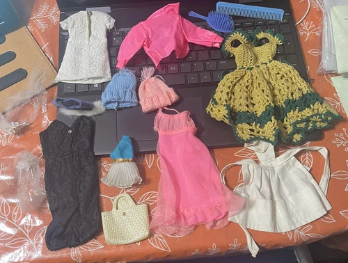 Lot Barbie Dresses 1463 sleeping night gown White apron Black dress accessories!