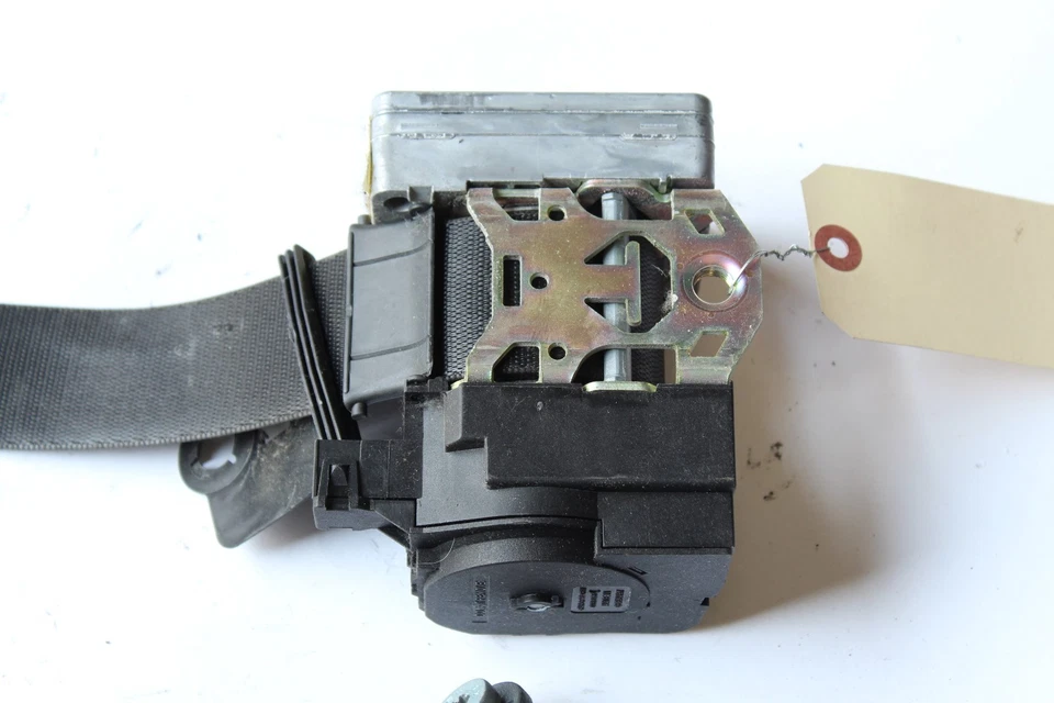 MERCEDES BENZ W220 S430 LH 2002-2006 LADO DEL CONDUCTOR CINTURÓN DE SEGURIDAD DELANTERO RETRACTOR K3530 Foto 4 de 4