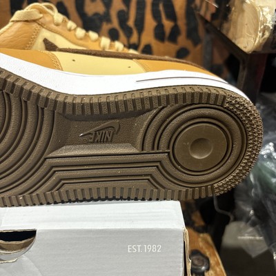 nike air force color camel