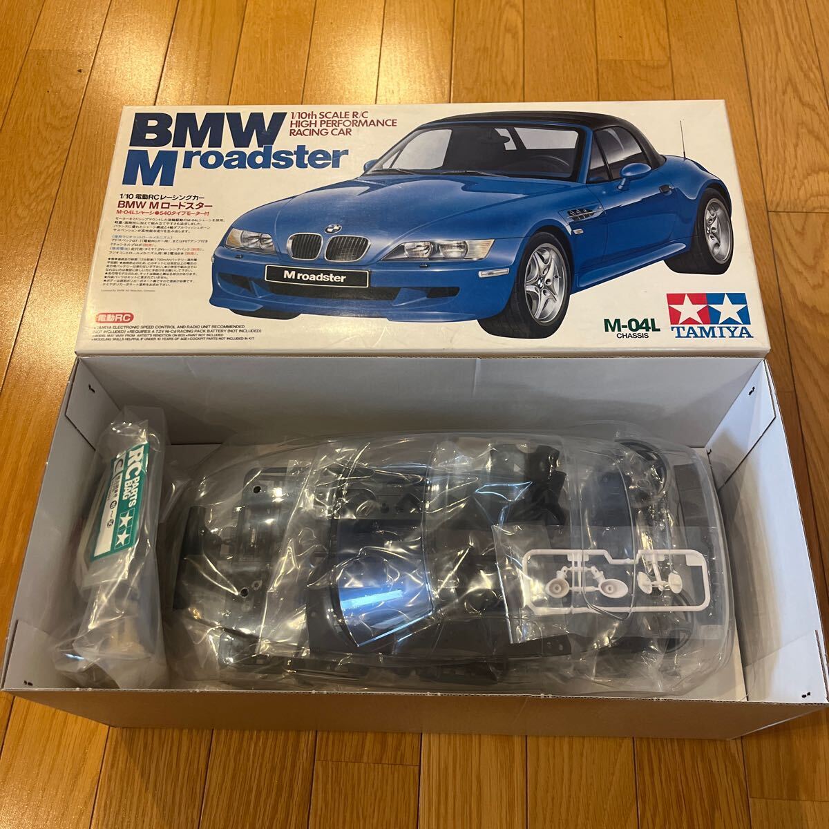 タミヤ 1/10 電動RC BMW M ロードスター
