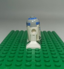 LEGO 2008 STAR WARS SW0217 ASTROMECH DROID R2-D2 GRAY HEAD MINI FIGURE #7877