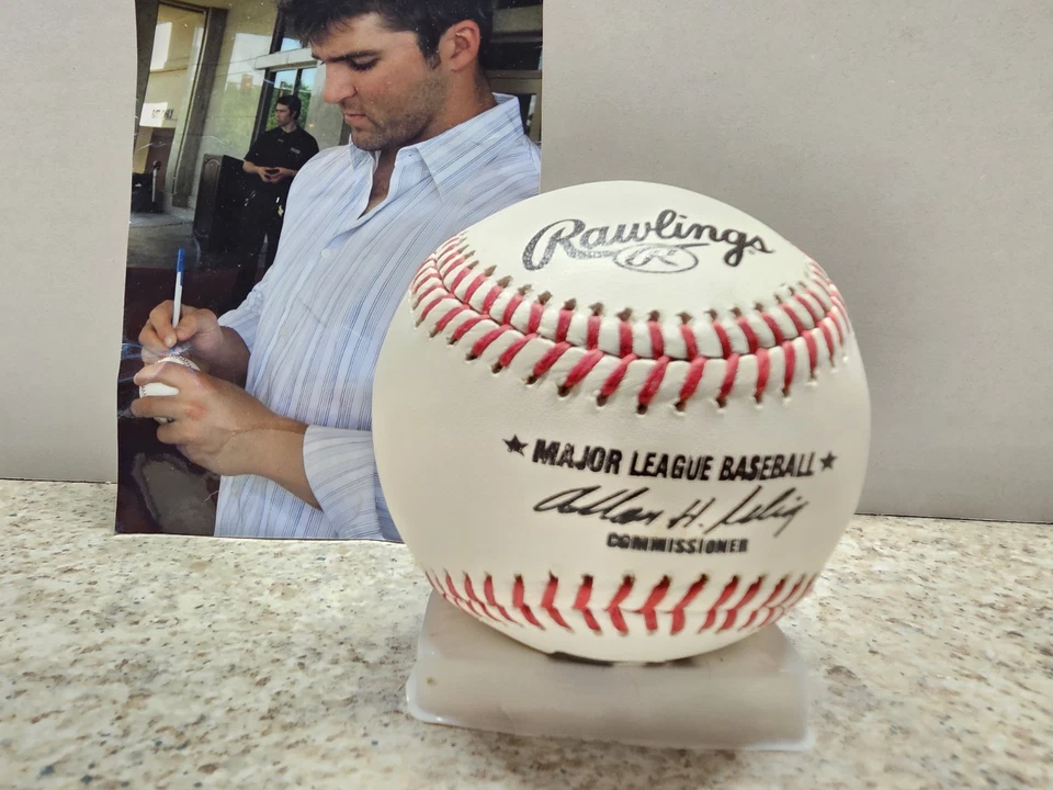 Dan Uggla Atlanta Braves MLB Autografiado Rawlings Béisbol Sin Certificado de Autenticidad Foto 2 de 4