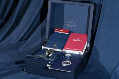 OMEGA Seamaster James Bond 007 Spectre RARE Collector's Set  231.10.42.21.03.004