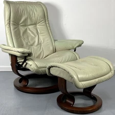 Ekornes Stressless Large ROYAL Pale Green Leather Swivel Recliner Chair Ottoman