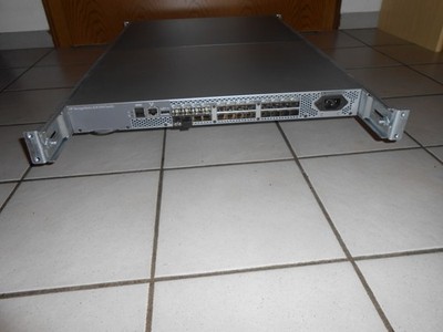 HP StorageWorks 8/8 SAN Switch HSTNM-N019 AM867A 8 aktive Ports + Plenum Modul
