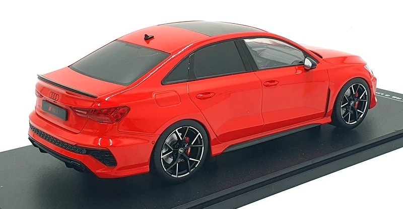 IXO Models 1/18 Scale Diecast 18002 - 2022 Audi RS3 Limousine - Red - Image 2 of 4