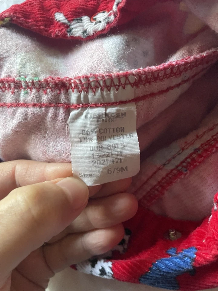 Macacão infantil vintage Oshkosh B’Gosh vermelho veludo Kennel Klub 6-9 meses - Imagem 3 de 4