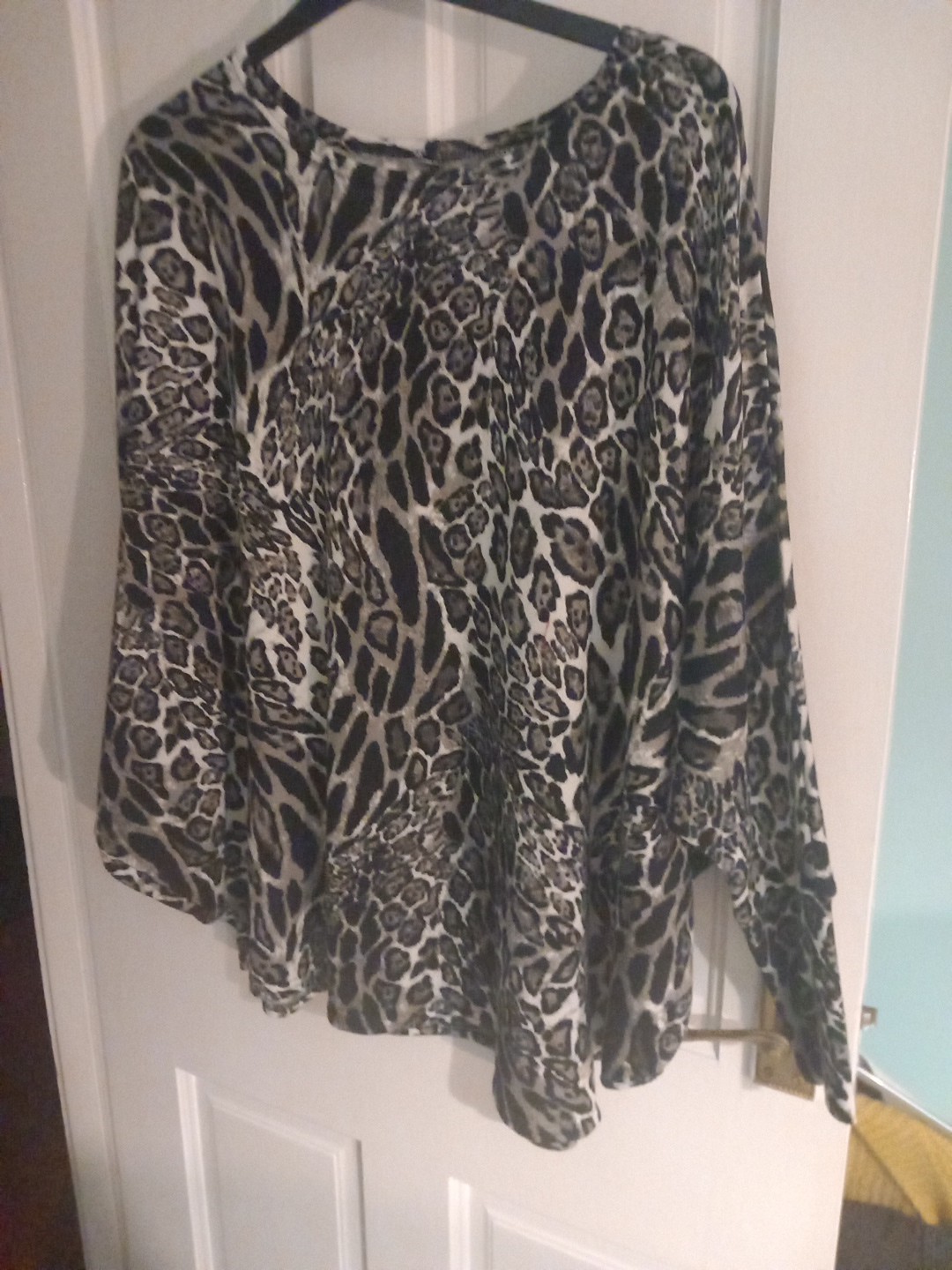 Picture 2 of 6