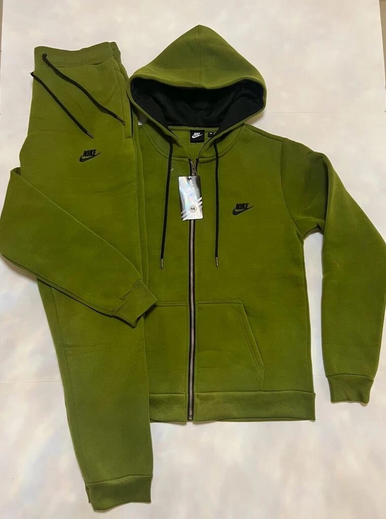 Olive green nike jogging clearance suit