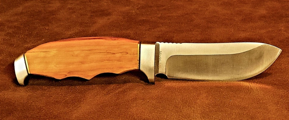 Browning Olive Wood 8 1/4" Fixed Blade Hunting Skinner w/Sheath - Image 4 of 4