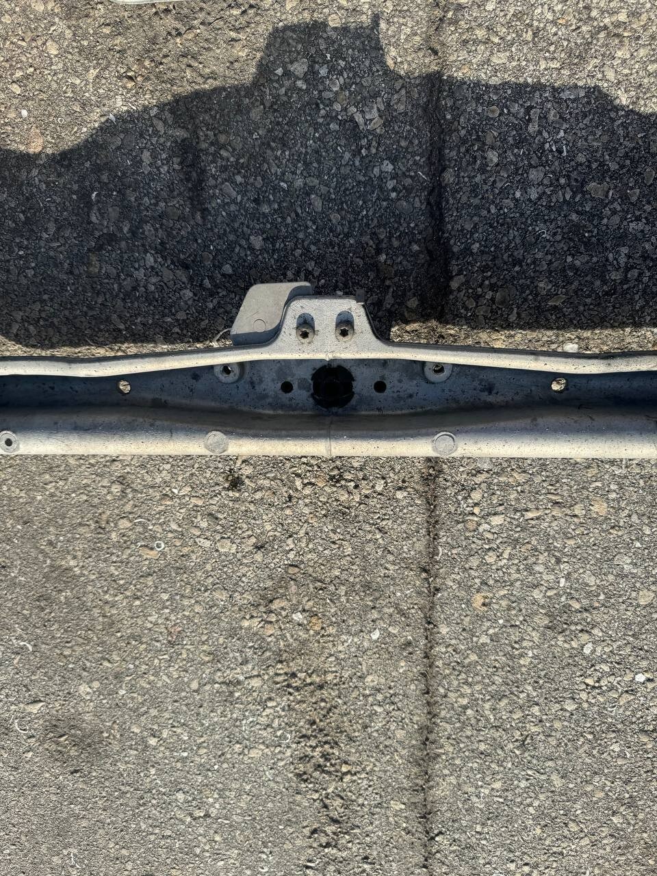 01-09 Mercedes CLK350 CLK 550  C350 Front Engine Subframe Cradle Sub Frame OEM