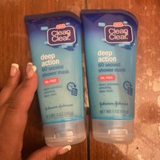 2 Clean Clear Deep Action Exfoliating Scrub Oil Free 5 oz each Old Formula