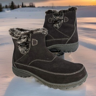 Khombu ''Gracie'' Ankle Snow Boots WMS SZ: 8.5M Brown Faux Fur W/Accent Bead NWOB