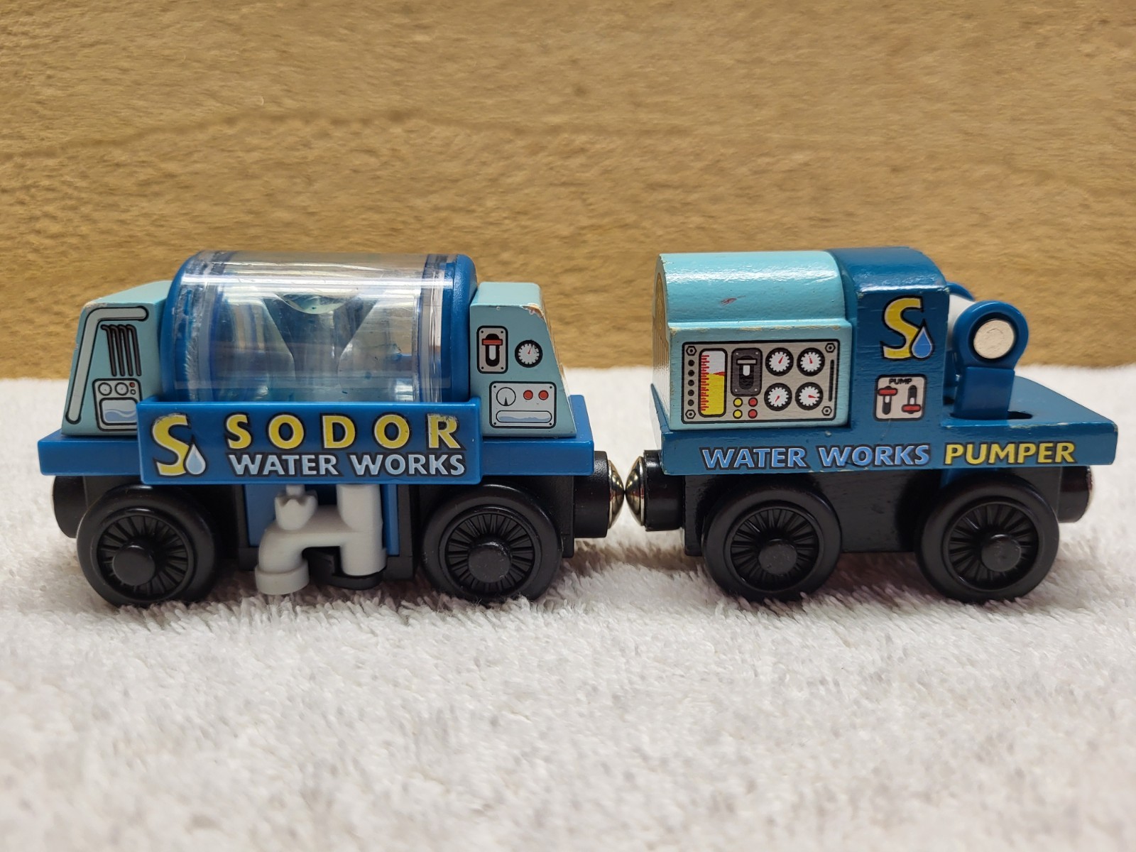 Thomas & Friends Wooden Railway Sodor Water Works Cars