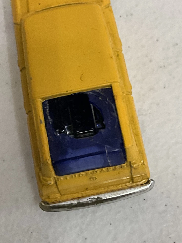 Vagón Studebaker vintage Husky verde menta fundido a presión y plástico Foto 2 de 4