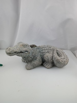 8.5'' Long. cement Florida Alligator  Water Sprinkler Yard Garden Irrigation 