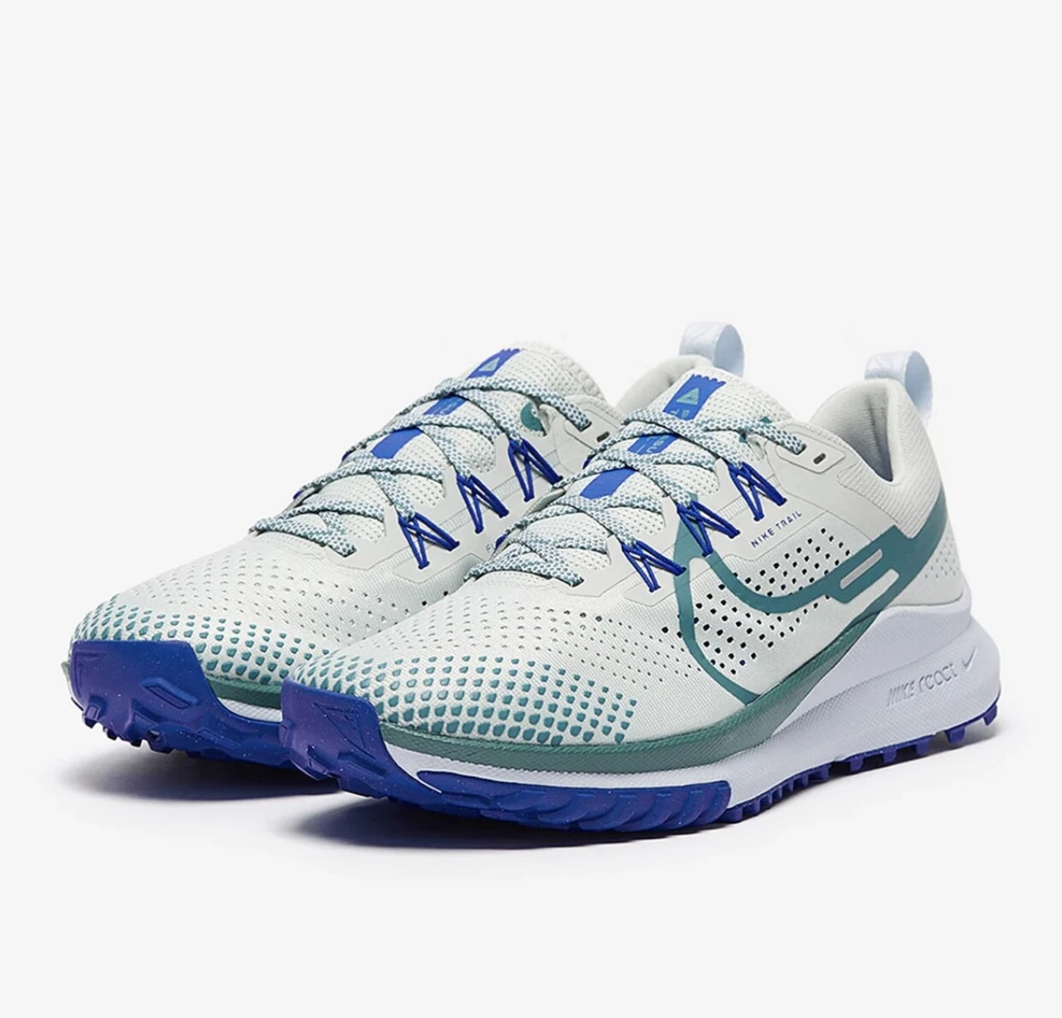 Nike Pegasus Trail 4 Running shoe Light Silver Size UK 11 13 DJ6158 005
