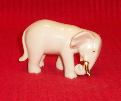 Lenox White Elephant Gold Trim Bashful | eBay