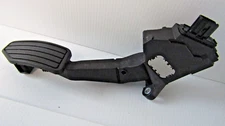 36010AN02A SUBARU  ACCELERATOR PEDAL SENSOR NEW OE