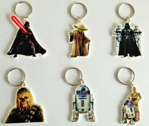 OFFICIAL STAR WARS KEYRINGS - 6 Different Designs inc Yoda Darth Vader Chewbacca - Picture 1 of 8