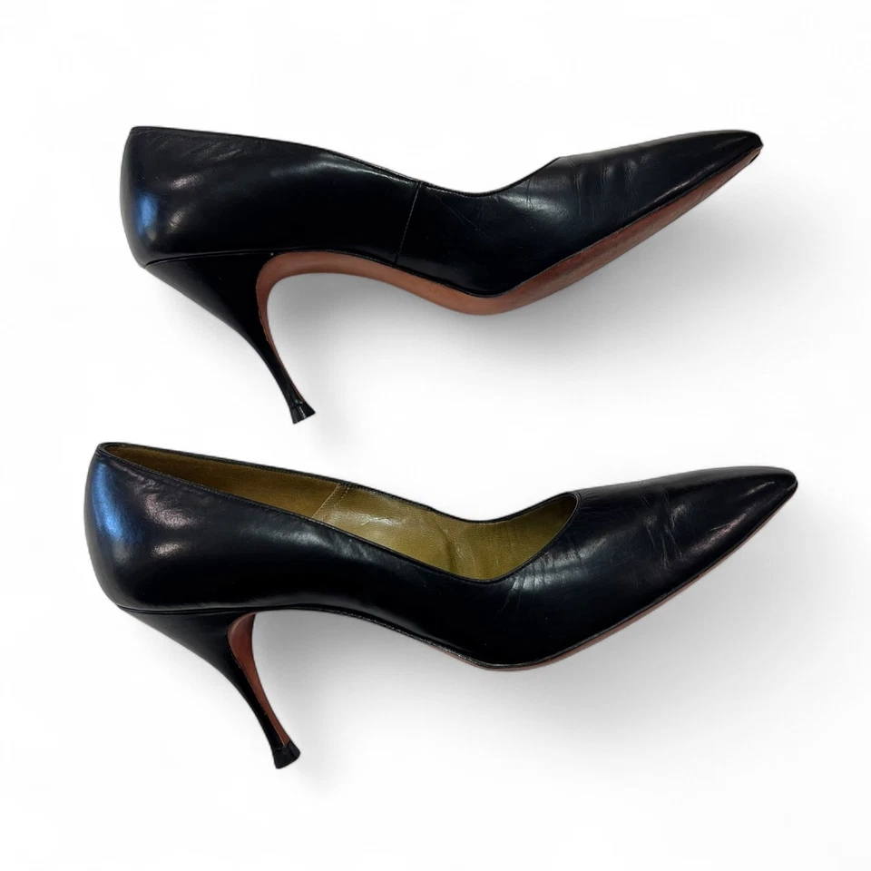 Tacones de cuero negros Martinica vintage | Zapatos de salón punta puntiaguda años 50 60 | Talla 7,5N Foto 3 de 4