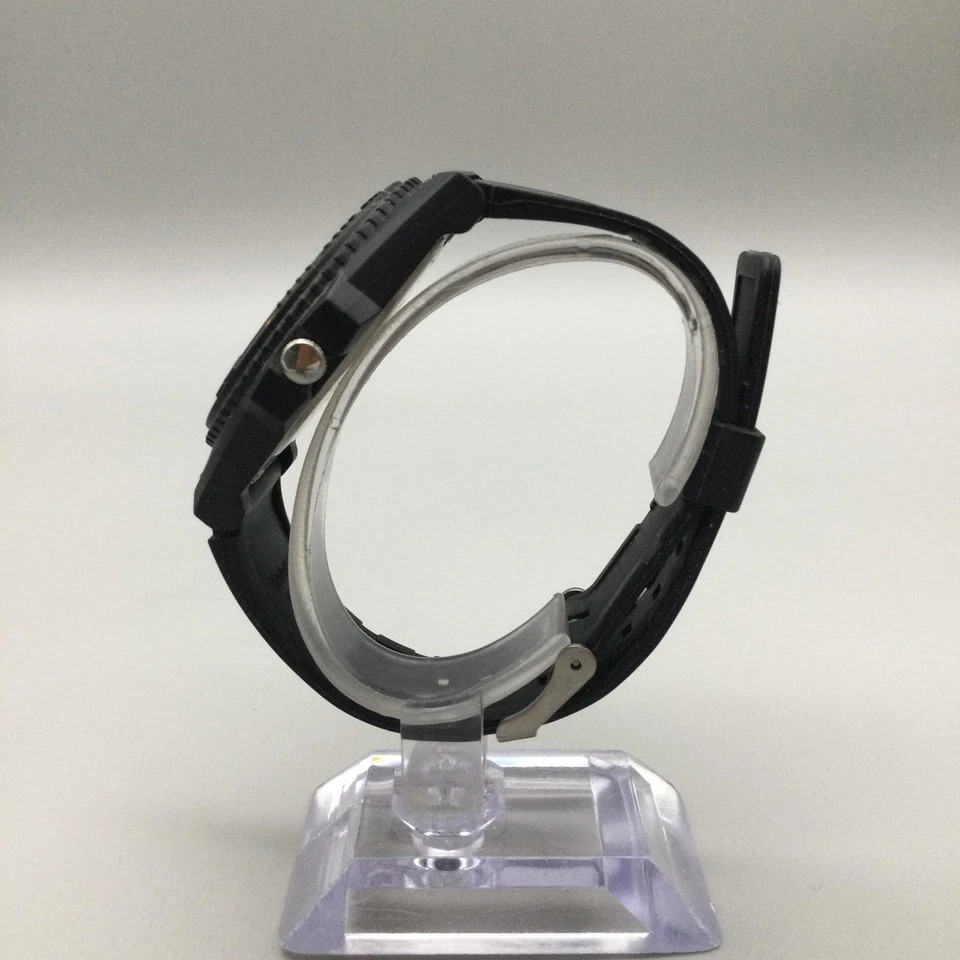 Q&Q Diver Watch 46mm Mens Black Gold 100M Water Resist Vintage Style New Battery - Image 3 of 4