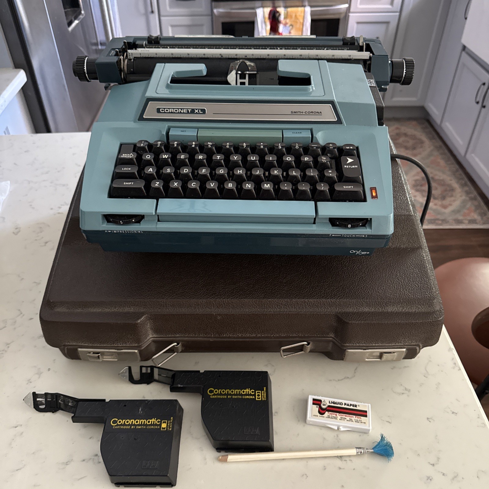 Vintage Smith-Corona Typewriter Blue Coronet XL w/ Orig. Case - Tested & Mint