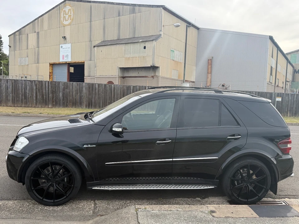 12/2007 MERCEDES ML63 AMG Highly powered 6.3 Litre Auto MAGNIFICENT  WOW 😊 - image 4 of 4