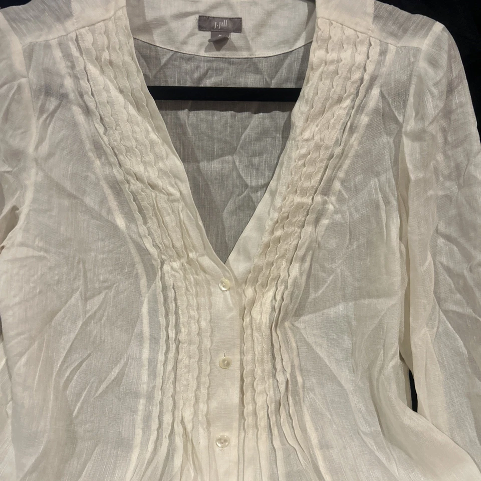 J. Jill Silk/ Linen Top Size M Cream Pleated Pintuck Boho Chic Shirt - Image 2 of 4
