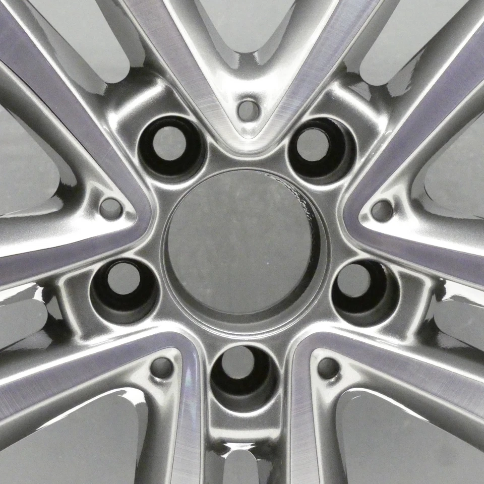 MERCEDES C CLASS W205 GREY 17" ALLOY WHEEL RIM OEM A2054010200 GENUINE X1 - Image 3 of 4