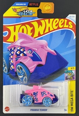 Hot Wheels Pink Piranha Terror 1:64 Diecast HW Mega Bite 4/5 New