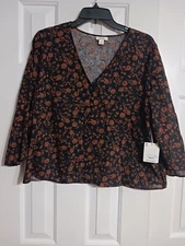 NWT  Women's a.n.a. 3/4 Sleeve V-Neck Blouse Size L