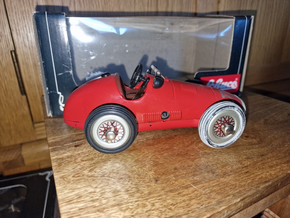 SCHUCO - Classic Grand-Prix Racer 1070 FERRARI RED Clockwork