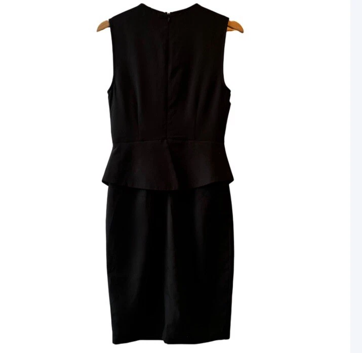 Vestido Mustard Seed preto sem mangas anos 80 vintage vibração peplum tamanho médio LBD chique - Imagem 2 de 3